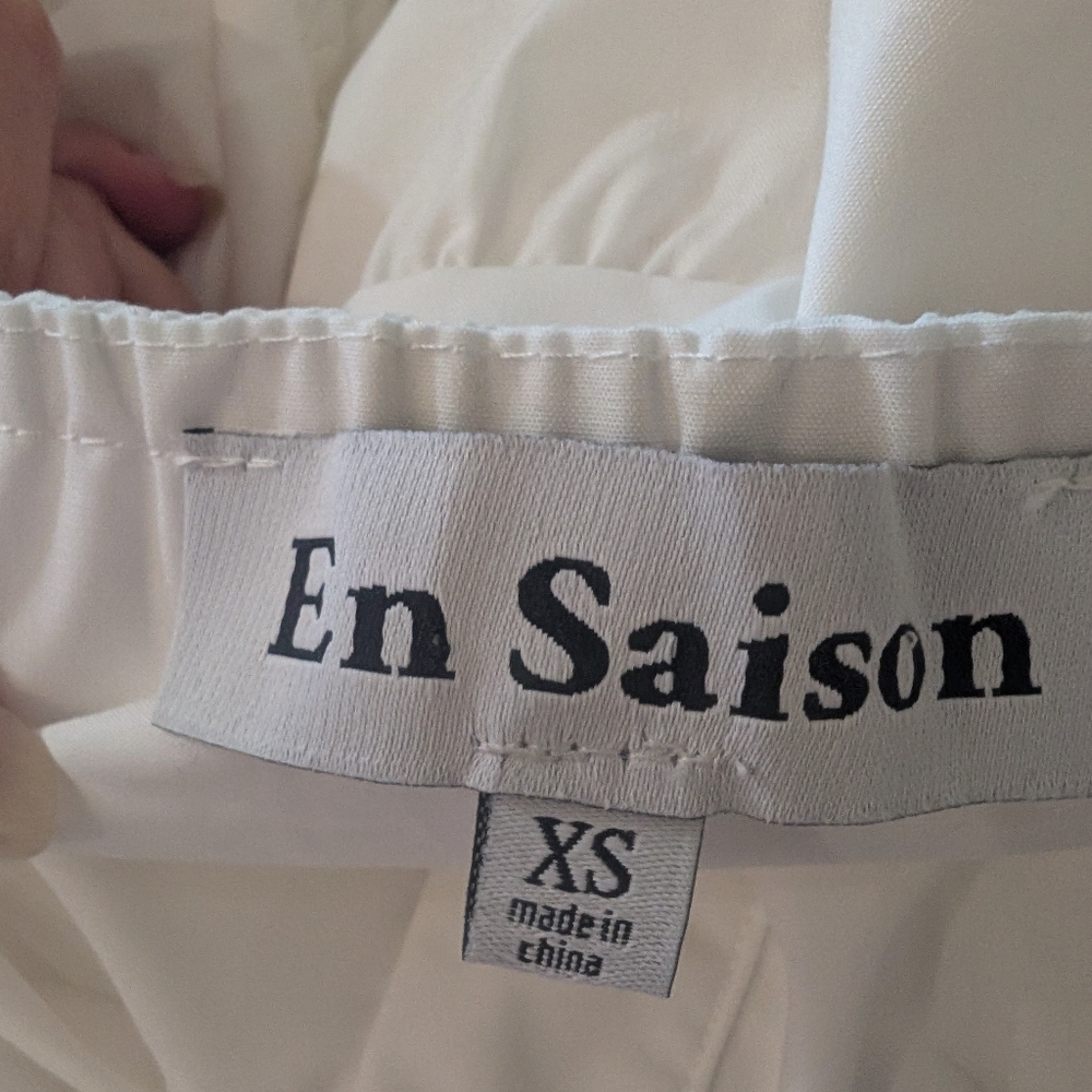 En Saison White Maxi Dress - Picture 8 of 9